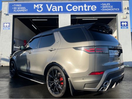 2023 Land Rover Discovery (232) LAND ROVER DISCOVERY 3.0 SD6 R-DYNAMIC OVERFINCH €48,950 thumbnail