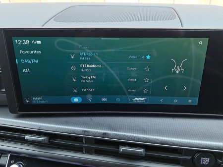 2024 Hyundai Santa Fe Calligraphy 4 wheel drive Plug in Hybrid €59,950 thumbnail