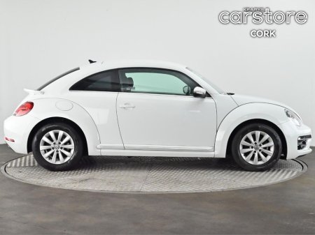 2017 Volkswagen Beetle - view 2