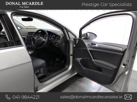 2017 Volkswagen Golf 1.2 Comfort line €16,450 thumbnail