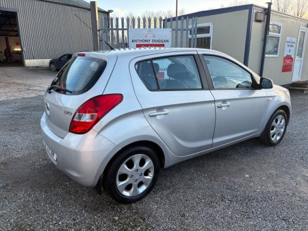 2011 Hyundai i20 1.2 Deluxe €4,995 thumbnail