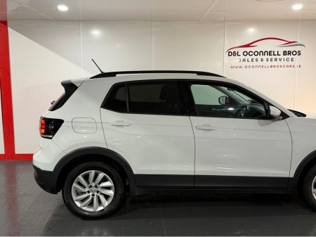 2021 Volkswagen T-Cross 1.0 TSI MANUAL 5SPEED 95BHP 5DR €19,950 thumbnail
