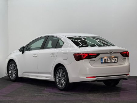 2015 Toyota Avensis - thumbnail 4