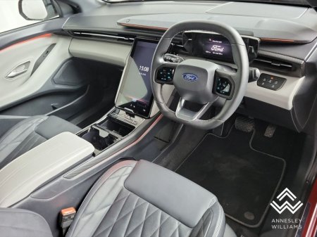 2025 Ford Explorer Premium 77kWh Extended Range RWD €39,950 thumbnail