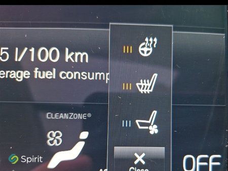 2022 Volvo XC90 - thumbnail 8