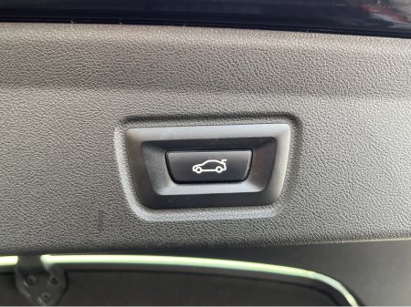 2022 BMW i4 - thumbnail 9