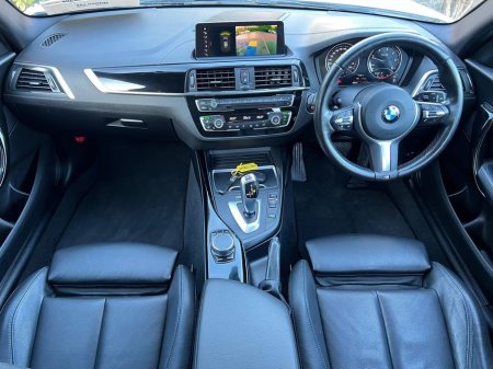 2018 BMW 1 Series 118d M-SPORT 2.0 // FULL SERVICE HISTORY // 18" M-SPORT ALLOYS // 360 PARKING SENSORS €18,900 thumbnail