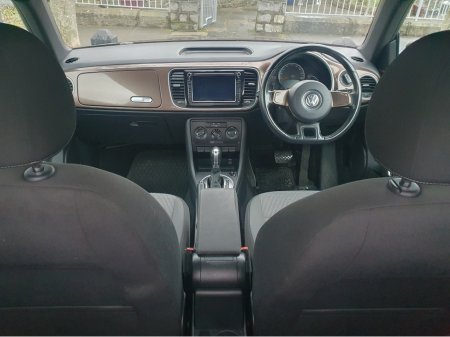 2014 Volkswagen Beetle 1.2 TSI Automatic €9,995 thumbnail