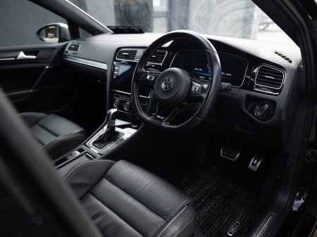 2018 Volkswagen Golf - thumbnail 19