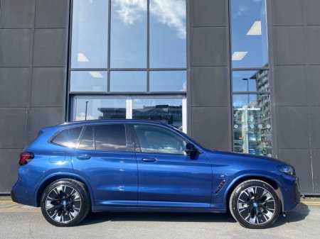2023 BMW iX3 - view 4