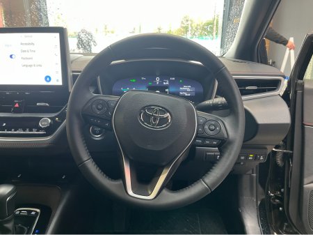 2025 Toyota Corolla - thumbnail 8