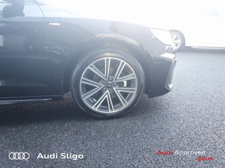 2024 Audi A1 S Line 1.0 Petrol 110HP €30,950 thumbnail