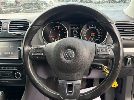 2012 Volkswagen Golf - thumbnail 6