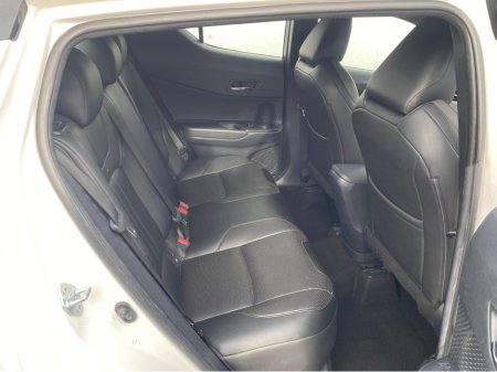 2017 Toyota C-HR 1.2T LUNA 5Dr FULL. BLACK LEATHER INTERIOR  Nct 1/27 €14,995 thumbnail