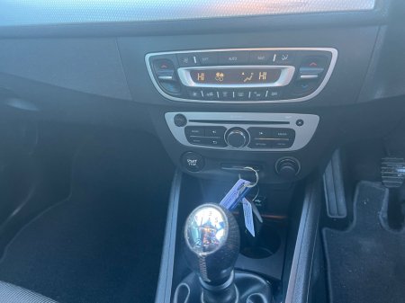 2015 Renault Fluence 1.5 DCI 110 R-LINK €5,950 thumbnail