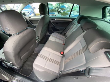 2016 Volkswagen Golf - thumbnail 17