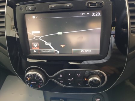 2018 Renault Captur - thumbnail 12