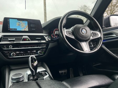 2018 BMW 5 Series - thumbnail 20