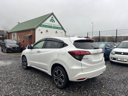 2019 Honda Vezel  €19,950 thumbnail