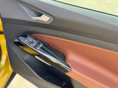 2021 Volkswagen ID.4 - thumbnail 29