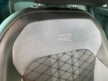 2023 Volkswagen Tiguan - thumbnail 11