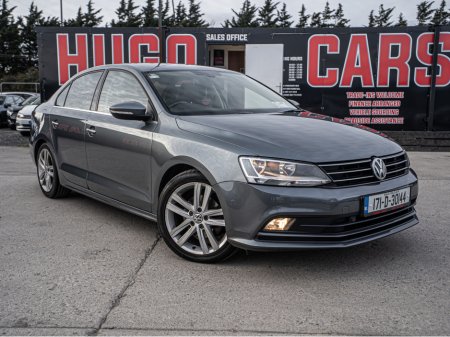 2017 Volkswagen Jetta - thumbnail 4