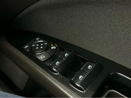 2018 Ford Mondeo - thumbnail 10