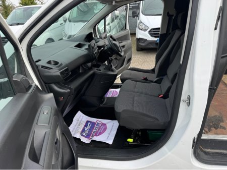2019 Peugeot Partner - thumbnail 7
