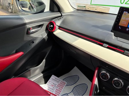 2015 Mazda Demio - thumbnail 20