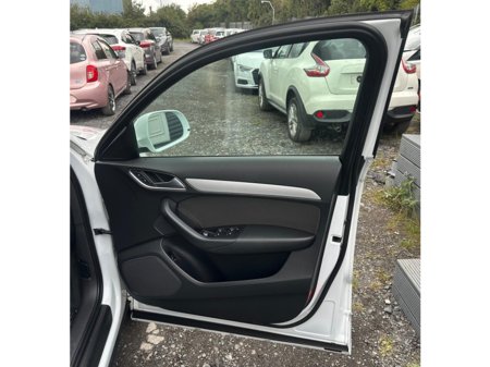 2015 Audi Q3 1.4L Petrol Tfsi Automatic low Mileage €15,995 thumbnail