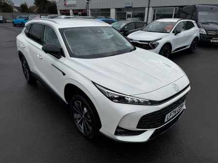 2025 MG HS Trophy thumbnail