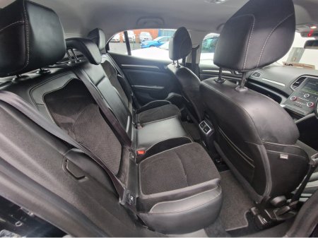 2017 Renault Megane - thumbnail 25