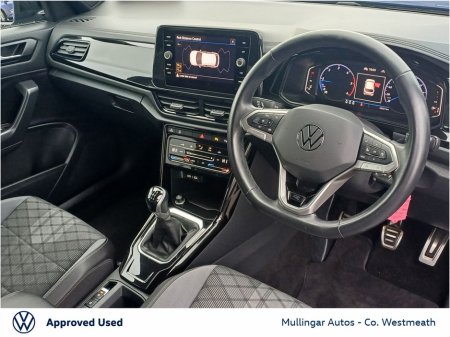 2023 Volkswagen T-Roc 2.0 TDI 116HP R-Line Black Ed €32,950 thumbnail