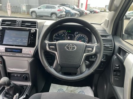 2018 Toyota Landcruiser - thumbnail 9