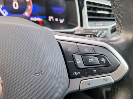 2022 Volkswagen Taigo R-LINE 1.0 TSI 110HP *Top Spec/Heated Seats/Automatic/Reverse Camera* thumbnail