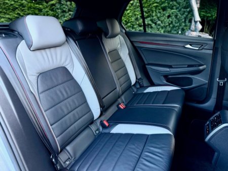 2021 Volkswagen Golf - thumbnail 10