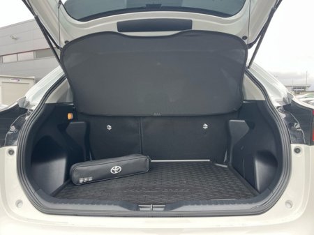 2024 Toyota Yaris Cross - thumbnail 10