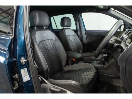 2023 Volkswagen Tiguan 1.4 TSI PHEV 245HP R-Line DSG €37,950 thumbnail