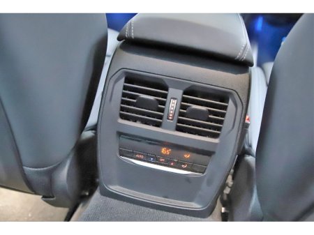 2021 BMW 3 Series - thumbnail 24