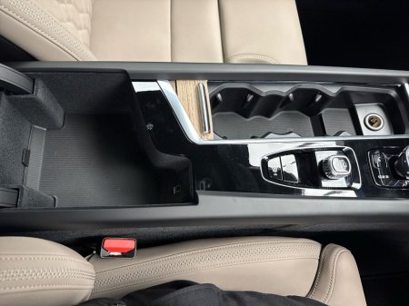 2026 Volvo XC60 - thumbnail 20