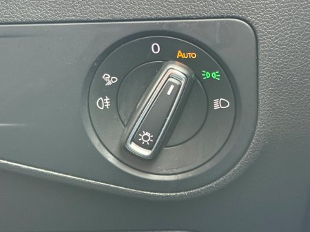 2021 Volkswagen Tiguan - thumbnail 25