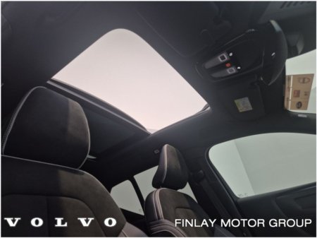 2022 Volvo XC40 - thumbnail 22