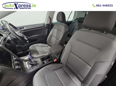 2018 Volkswagen Golf - thumbnail 4