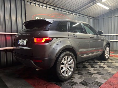 2017 Land Rover Range Rover Evoque 2.0 eD4 SE 2wd €15,950 thumbnail