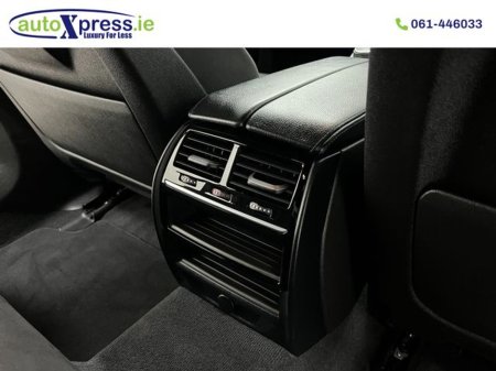 2018 BMW 5 Series - thumbnail 25