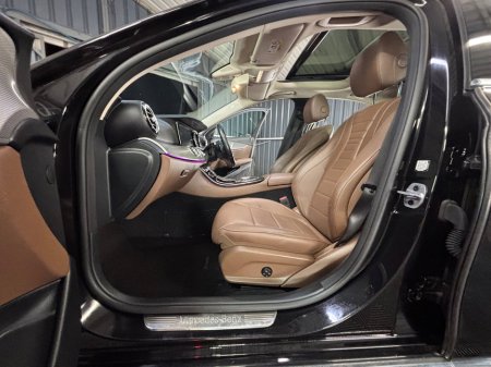 2018 Mercedes-Benz E Class - thumbnail 19