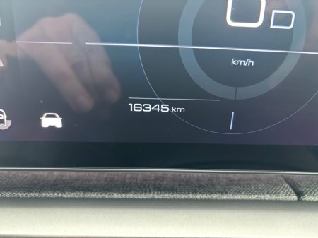 2025 Peugeot 5008 1.2 MHEV 145bhp E-DCS6 Allure €44,950 thumbnail