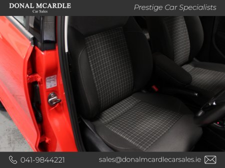 2017 Volkswagen Polo 1.2 Comfort line €13,950 thumbnail