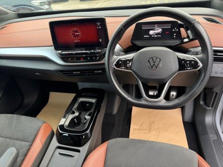 2022 Volkswagen ID.4 Pure 52kWh Life SUV 5dr Electric Auto (148 ps) thumbnail