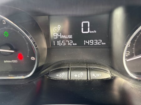 2014 Peugeot 2008 1.6 Hdi 92 bhp Active - Stop Start €6,950 thumbnail